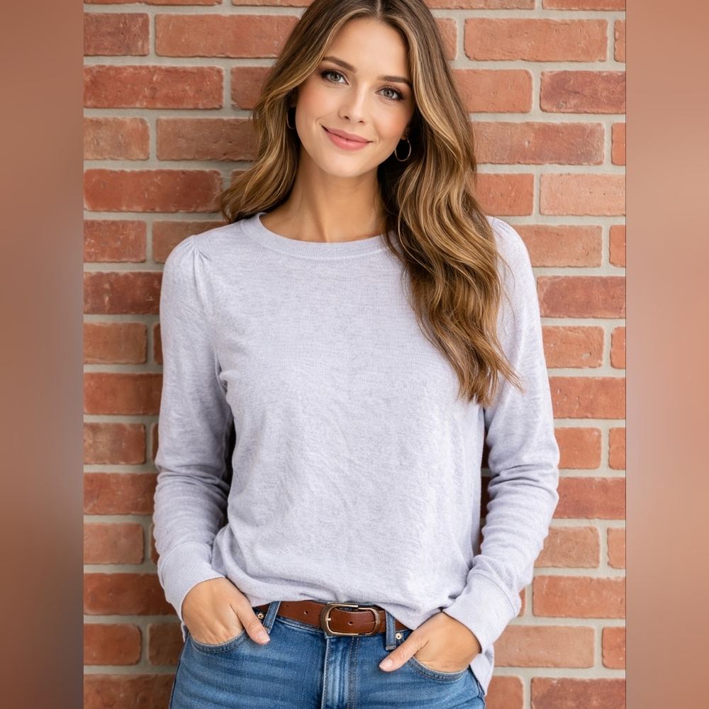 Loft Light Purple Sweater. Size S. RS 81
